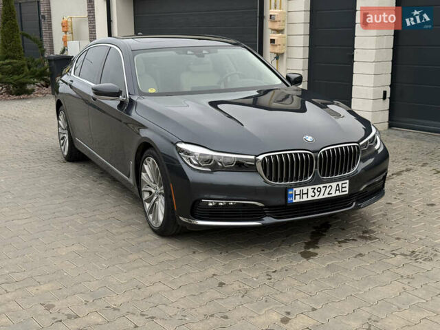 Серый БМВ 7 Серия, объемом двигателя 3 л и пробегом 89 тыс. км за 31400 $, фото 7 на Automoto.ua