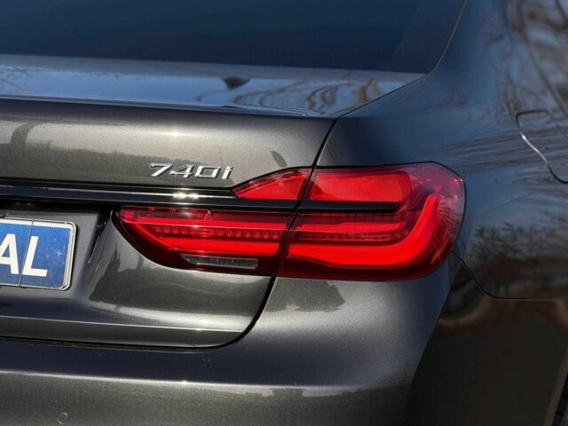 Серый БМВ 7 Серия, объемом двигателя 3 л и пробегом 92 тыс. км за 31000 $, фото 7 на Automoto.ua