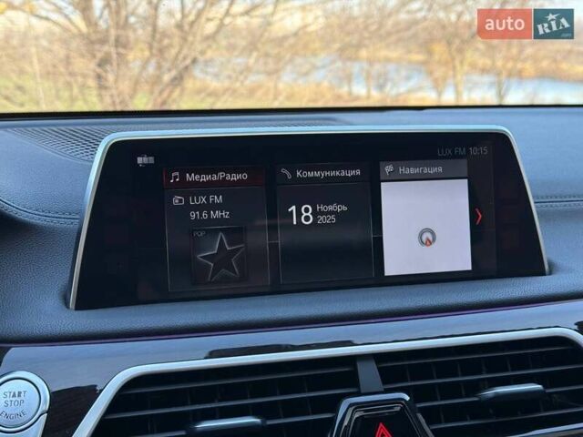 Серый БМВ 7 Серия, объемом двигателя 3 л и пробегом 92 тыс. км за 31000 $, фото 65 на Automoto.ua