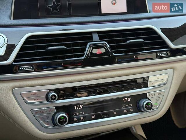 Серый БМВ 7 Серия, объемом двигателя 3 л и пробегом 92 тыс. км за 31000 $, фото 67 на Automoto.ua