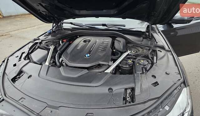 Серый БМВ 7 Серия, объемом двигателя 3 л и пробегом 130 тыс. км за 36900 $, фото 16 на Automoto.ua