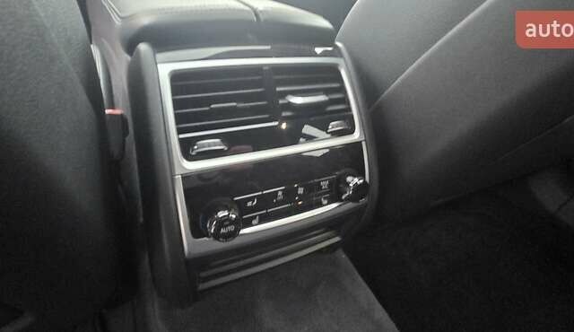 Серый БМВ 7 Серия, объемом двигателя 3 л и пробегом 130 тыс. км за 36900 $, фото 42 на Automoto.ua