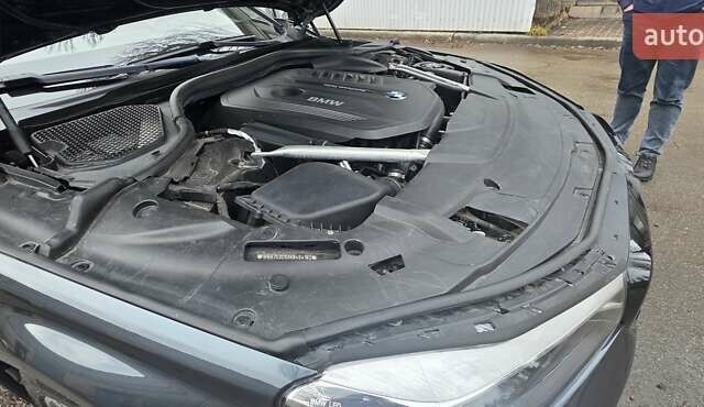 Серый БМВ 7 Серия, объемом двигателя 3 л и пробегом 130 тыс. км за 36900 $, фото 15 на Automoto.ua