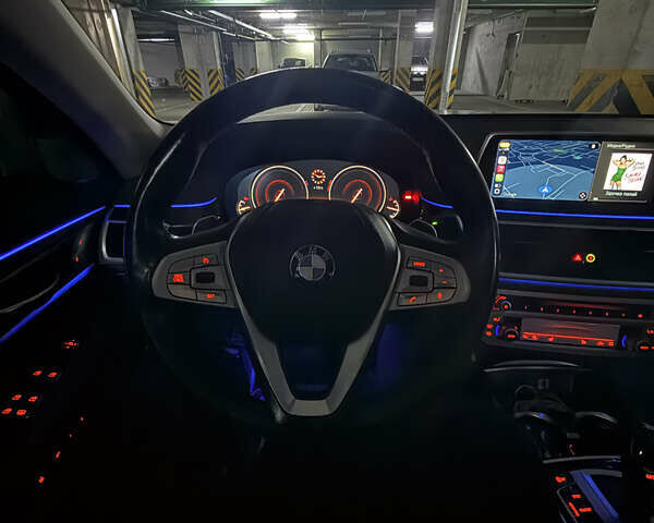 Серый БМВ 7 Серия, объемом двигателя 2.98 л и пробегом 107 тыс. км за 40000 $, фото 5 на Automoto.ua