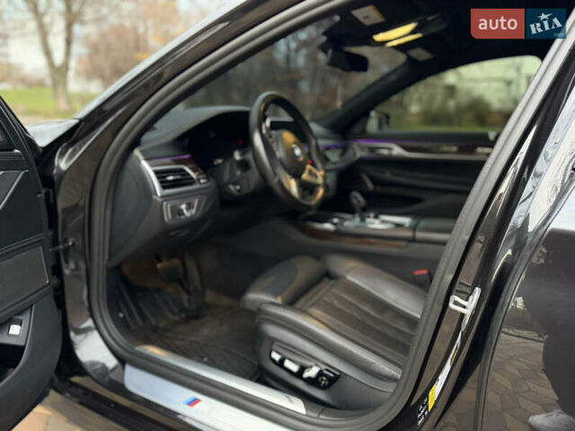 Сірий БМВ 7 Серія, об'ємом двигуна 4.39 л та пробігом 120 тис. км за 50000 $, фото 10 на Automoto.ua