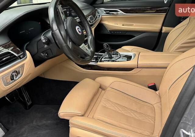 Серый БМВ 7 Серия, объемом двигателя 4.39 л и пробегом 138 тыс. км за 59000 $, фото 10 на Automoto.ua