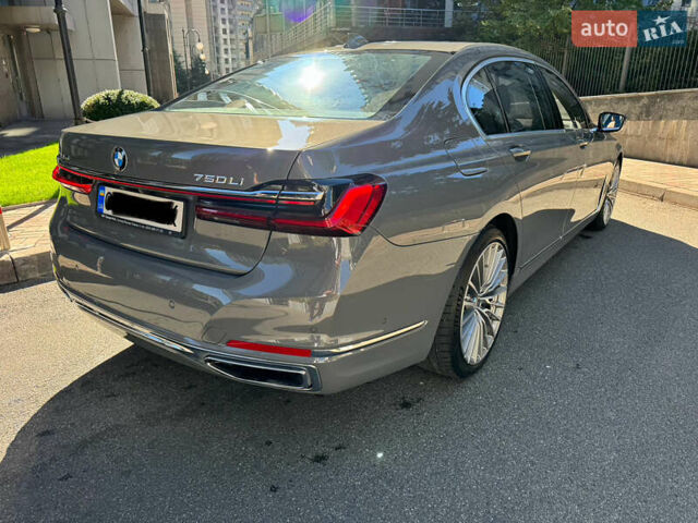 Серый БМВ 7 Серия, объемом двигателя 4.39 л и пробегом 120 тыс. км за 59000 $, фото 5 на Automoto.ua