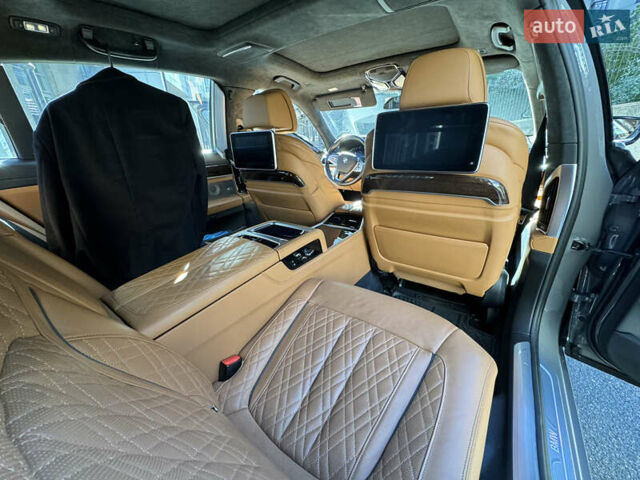 Серый БМВ 7 Серия, объемом двигателя 4.39 л и пробегом 120 тыс. км за 59000 $, фото 29 на Automoto.ua