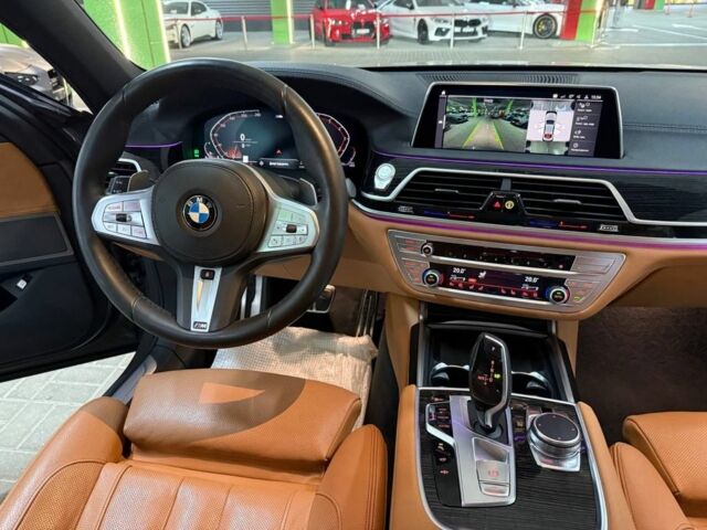 Серый БМВ 7 Серия, объемом двигателя 3 л и пробегом 97 тыс. км за 53000 $, фото 5 на Automoto.ua