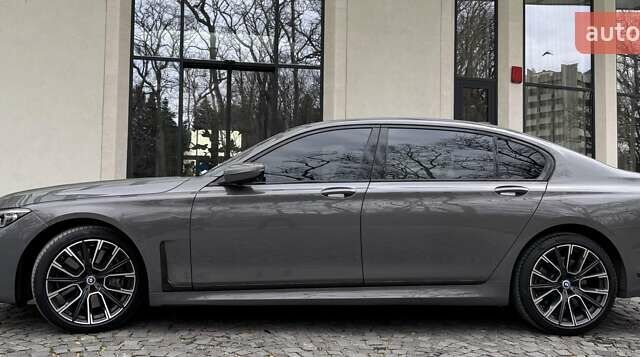 Серый БМВ 7 Серия, объемом двигателя 4.39 л и пробегом 138 тыс. км за 59000 $, фото 4 на Automoto.ua