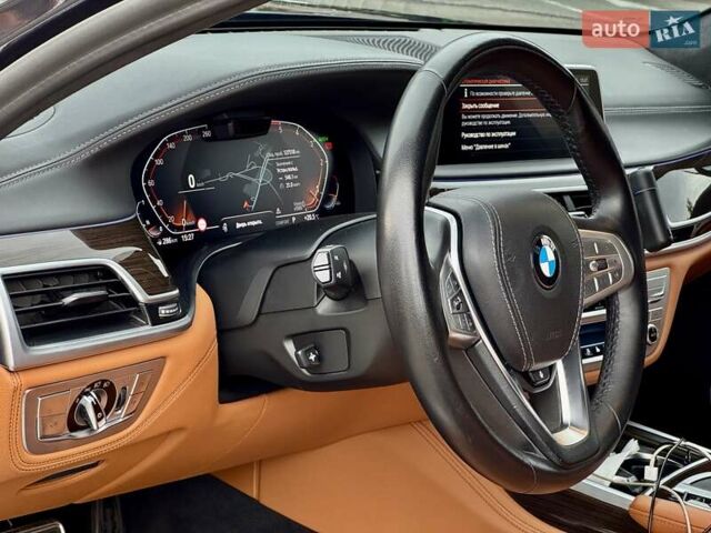 Серый БМВ 7 Серия, объемом двигателя 2.99 л и пробегом 127 тыс. км за 62500 $, фото 10 на Automoto.ua