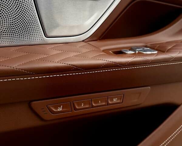 Сірий БМВ 7 Серія, об'ємом двигуна 4.39 л та пробігом 75 тис. км за 74999 $, фото 130 на Automoto.ua