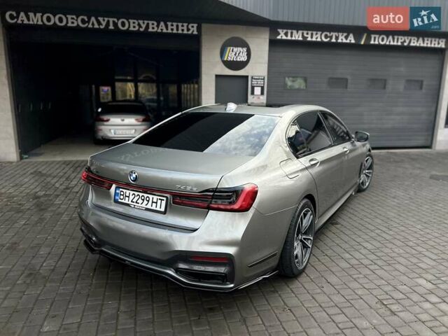 Серый БМВ 7 Серия, объемом двигателя 3 л и пробегом 94 тыс. км за 57000 $, фото 15 на Automoto.ua