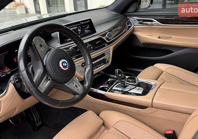 Серый БМВ 7 Серия, объемом двигателя 4.39 л и пробегом 138 тыс. км за 59000 $, фото 11 на Automoto.ua