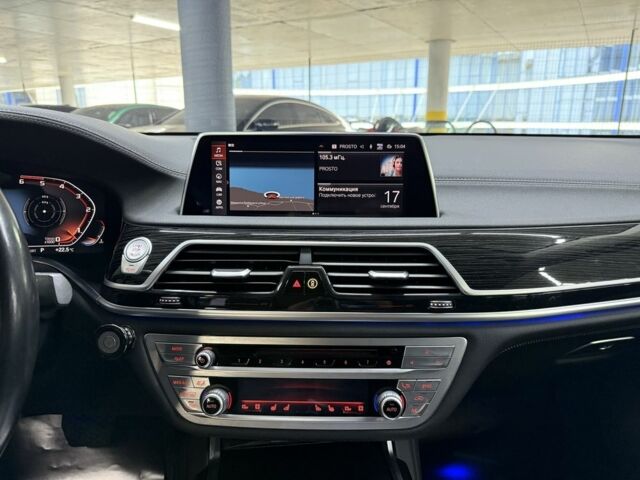 Серый БМВ 7 Серия, объемом двигателя 3 л и пробегом 115 тыс. км за 61500 $, фото 21 на Automoto.ua