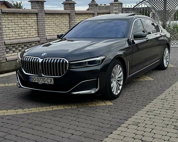 Сірий БМВ 7 Серія, об'ємом двигуна 3 л та пробігом 74 тис. км за 84400 $, фото 3 на Automoto.ua