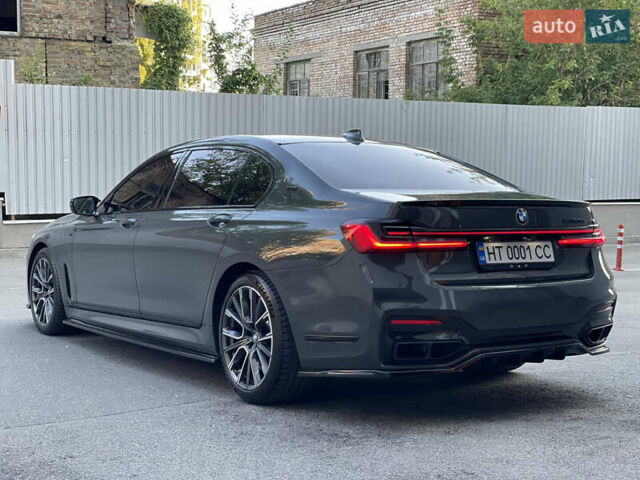 Серый БМВ 7 Серия, объемом двигателя 6.59 л и пробегом 105 тыс. км за 76000 $, фото 3 на Automoto.ua