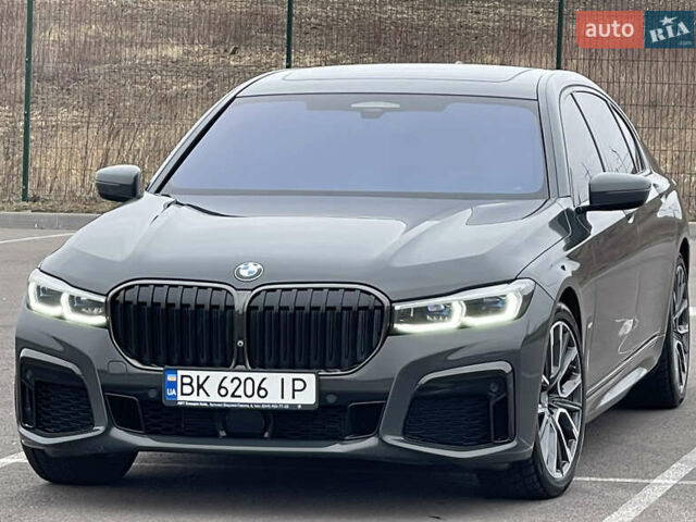 Сірий БМВ 7 Серія, об'ємом двигуна 3 л та пробігом 82 тис. км за 73650 $, фото 2 на Automoto.ua