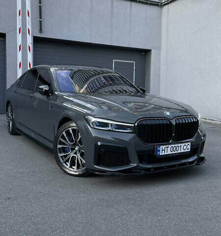 Серый БМВ 7 Серия, объемом двигателя 6.59 л и пробегом 105 тыс. км за 76000 $, фото 2 на Automoto.ua