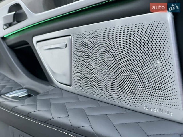 Серый БМВ 7 Серия, объемом двигателя 6.59 л и пробегом 105 тыс. км за 76000 $, фото 16 на Automoto.ua