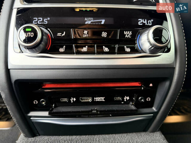 Сірий БМВ 7 Серія, об'ємом двигуна 4.4 л та пробігом 84 тис. км за 77000 $, фото 107 на Automoto.ua