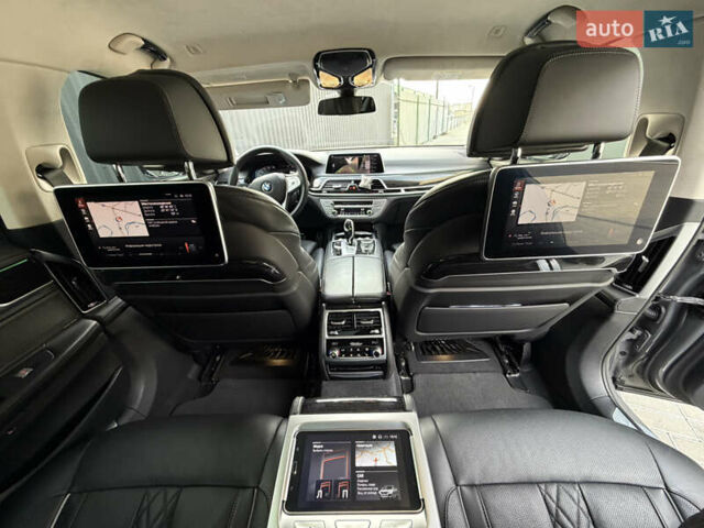 Сірий БМВ 7 Серія, об'ємом двигуна 4.4 л та пробігом 84 тис. км за 77000 $, фото 143 на Automoto.ua