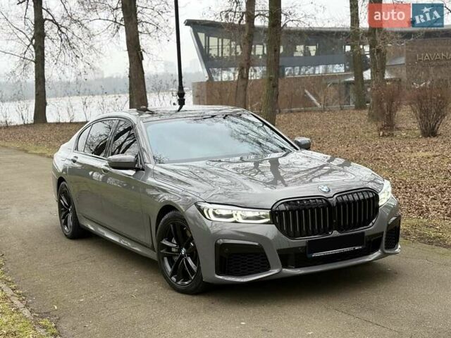 Серый БМВ 7 Серия, объемом двигателя 4.39 л и пробегом 35 тыс. км за 65500 $, фото 9 на Automoto.ua