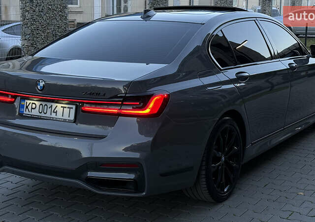 Серый БМВ 7 Серия, объемом двигателя 3 л и пробегом 54 тыс. км за 59000 $, фото 10 на Automoto.ua