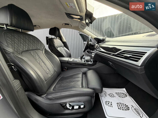 Сірий БМВ 7 Серія, об'ємом двигуна 4.4 л та пробігом 84 тис. км за 77000 $, фото 139 на Automoto.ua