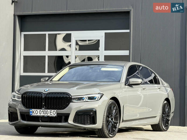 Сірий БМВ 7 Серія, об'ємом двигуна 4.4 л та пробігом 84 тис. км за 77000 $, фото 32 на Automoto.ua