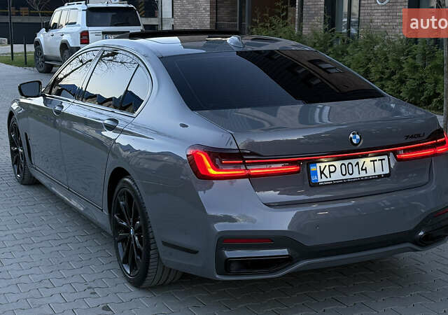 Серый БМВ 7 Серия, объемом двигателя 3 л и пробегом 54 тыс. км за 59000 $, фото 9 на Automoto.ua