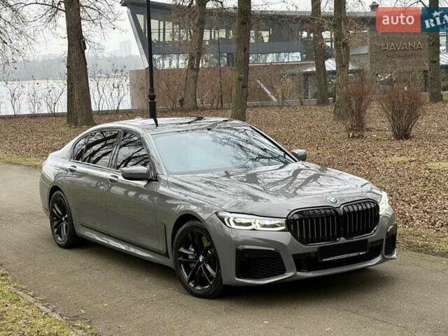 Серый БМВ 7 Серия, объемом двигателя 4.39 л и пробегом 35 тыс. км за 65500 $, фото 8 на Automoto.ua