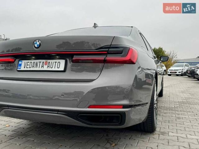 БМВ 7 Серия 2021 в Киеве на Automoto.ua Серый БМВ 7 Серия, объемом двигателя 2.99 л и пробегом 43 тыс. км за 105000 $, фото 6 на Automoto.ua