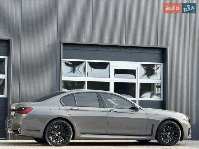Сірий БМВ 7 Серія, об'ємом двигуна 4.4 л та пробігом 84 тис. км за 77000 $, фото 13 на Automoto.ua