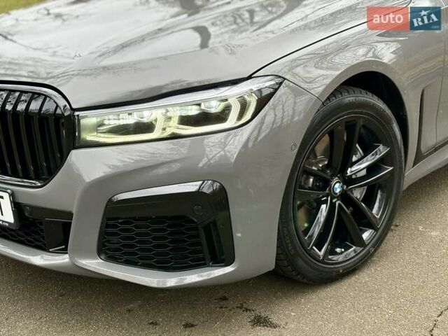 Серый БМВ 7 Серия, объемом двигателя 4.39 л и пробегом 35 тыс. км за 65500 $, фото 23 на Automoto.ua