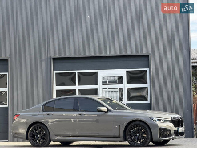 Сірий БМВ 7 Серія, об'ємом двигуна 4.4 л та пробігом 84 тис. км за 77000 $, фото 18 на Automoto.ua