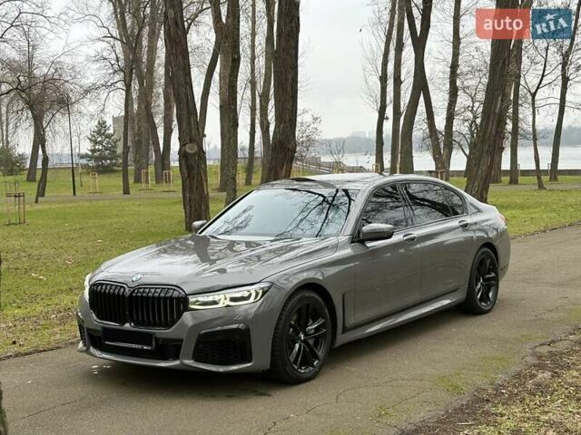 Серый БМВ 7 Серия, объемом двигателя 4.39 л и пробегом 35 тыс. км за 65500 $, фото 21 на Automoto.ua