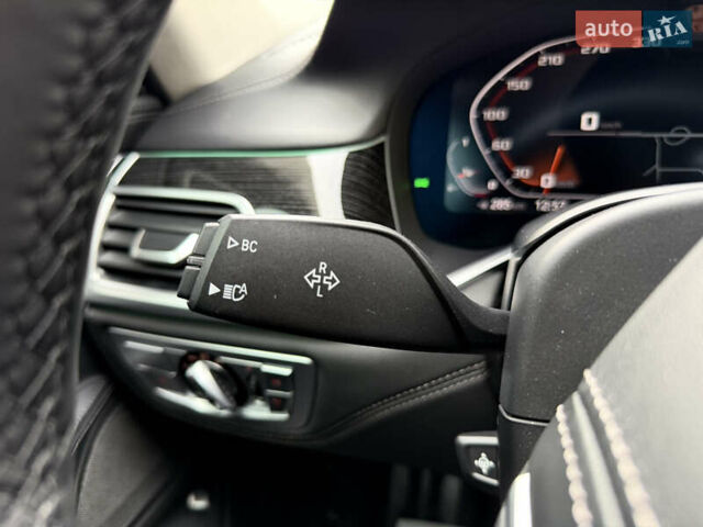 Сірий БМВ 7 Серія, об'ємом двигуна 4.4 л та пробігом 84 тис. км за 77000 $, фото 60 на Automoto.ua