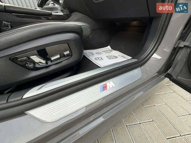 Сірий БМВ 7 Серія, об'ємом двигуна 4.4 л та пробігом 84 тис. км за 77000 $, фото 137 на Automoto.ua