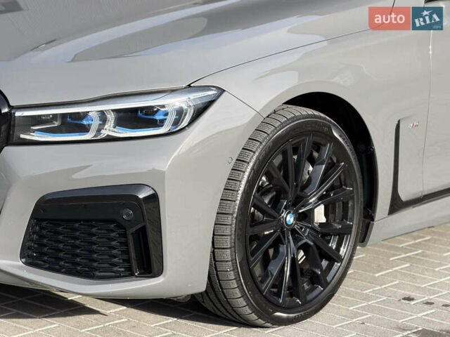 Сірий БМВ 7 Серія, об'ємом двигуна 4.4 л та пробігом 84 тис. км за 77000 $, фото 34 на Automoto.ua