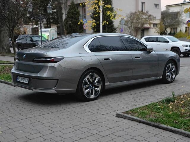 Серый БМВ 7 Серия, объемом двигателя 0 л и пробегом 75 тыс. км за 81000 $, фото 2 на Automoto.ua