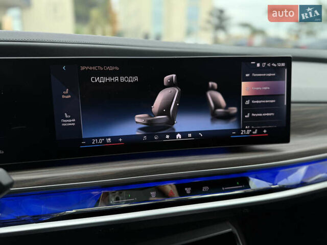 Сірий БМВ 7 Серія, об'ємом двигуна 4.39 л та пробігом 24 тис. км за 118900 $, фото 61 на Automoto.ua