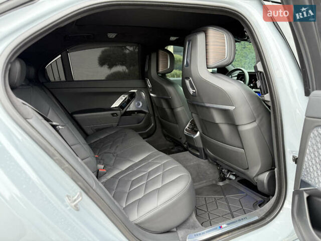 Сірий БМВ 7 Серія, об'ємом двигуна 4.39 л та пробігом 24 тис. км за 118900 $, фото 93 на Automoto.ua