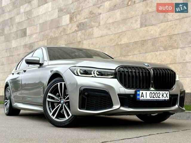 Сірий БМВ 7 Серія, об'ємом двигуна 2 л та пробігом 31 тис. км за 64800 $, фото 7 на Automoto.ua