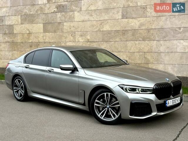 Сірий БМВ 7 Серія, об'ємом двигуна 2 л та пробігом 31 тис. км за 64800 $, фото 10 на Automoto.ua