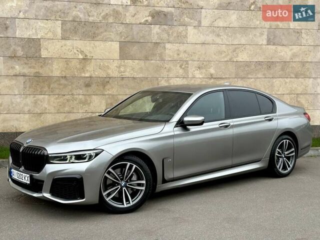Сірий БМВ 7 Серія, об'ємом двигуна 2 л та пробігом 31 тис. км за 64800 $, фото 1 на Automoto.ua