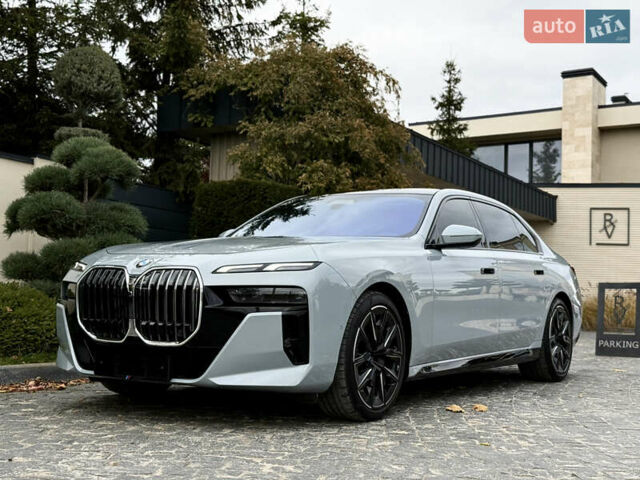 Сірий БМВ 7 Серія, об'ємом двигуна 4.39 л та пробігом 24 тис. км за 118900 $, фото 9 на Automoto.ua
