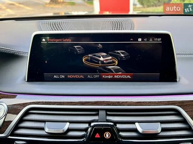 Сірий БМВ 7 Серія, об'ємом двигуна 2.99 л та пробігом 17 тис. км за 85999 $, фото 47 на Automoto.ua