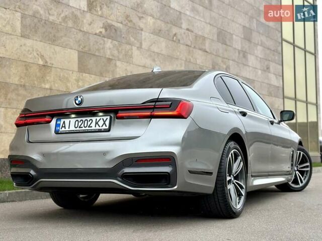 Сірий БМВ 7 Серія, об'ємом двигуна 2 л та пробігом 31 тис. км за 64800 $, фото 16 на Automoto.ua