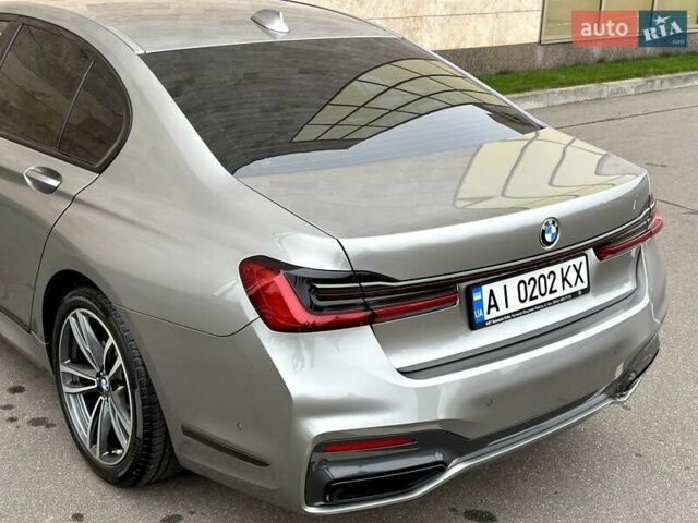Сірий БМВ 7 Серія, об'ємом двигуна 2 л та пробігом 31 тис. км за 64800 $, фото 49 на Automoto.ua